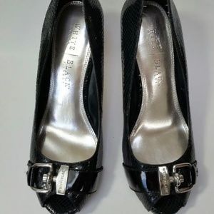 White House Black Market Shoes Heels Snake Print Peep Toe Black Carrie Ann 7.5 M